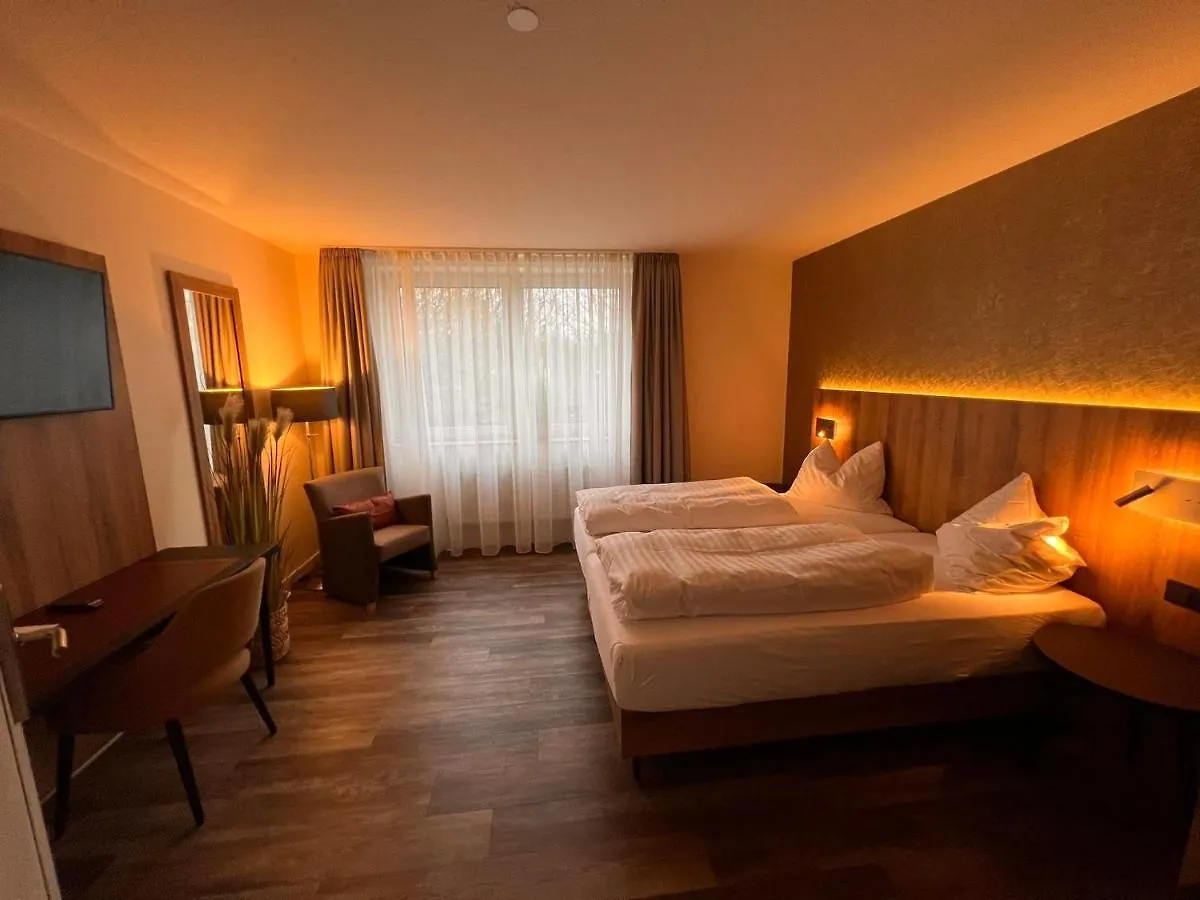 Hotel-Restaurant Amadeus Altwarmbuchen