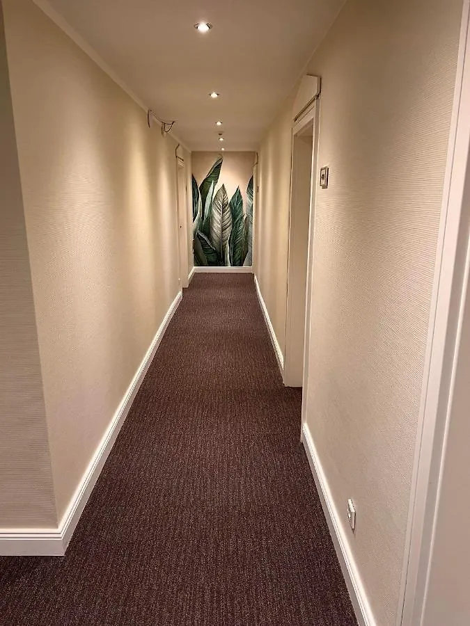 Hotel-Restaurant Amadeus Altwarmbuchen 3*,  Γερμανία